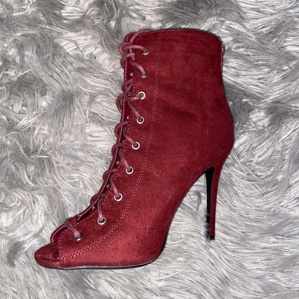 Open-toe burgundy suede booties
